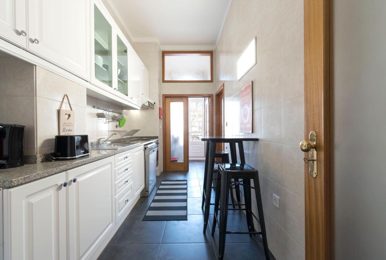 Lovelystay - The Porto Getaway Duplex - Free Parking Luaran gambar