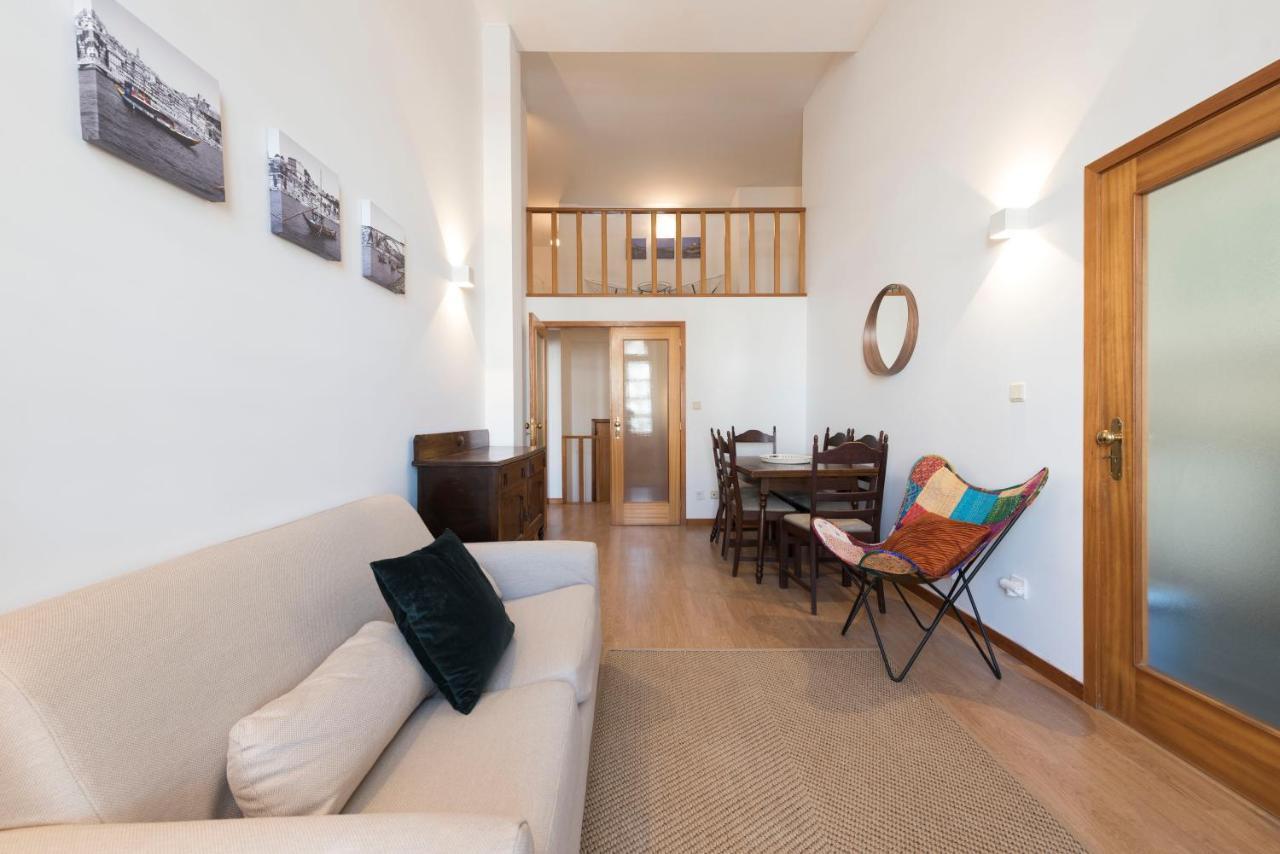 Lovelystay - The Porto Getaway Duplex - Free Parking Luaran gambar